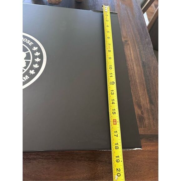 Canada Goose Arctic Program XL box - Picture 3 of 12